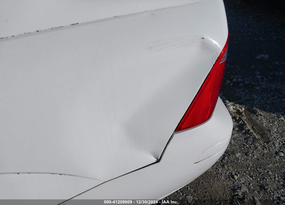 2005 FORD FOCUS ZX4 VIN: 1FAFP34NX5W318599