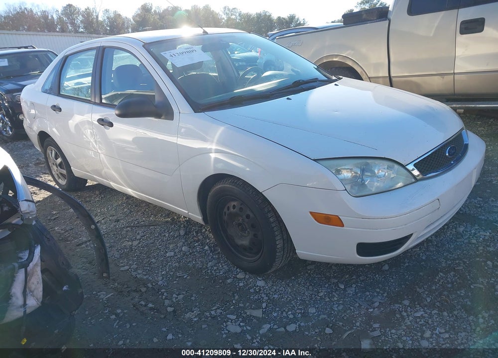 2005 FORD FOCUS ZX4 VIN: 1FAFP34NX5W318599