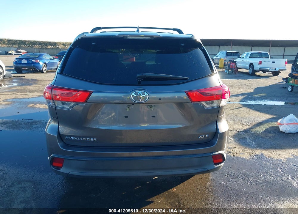 2017 TOYOTA HIGHLANDER SE/XLE VIN: 5TDKZRFH9HS508900