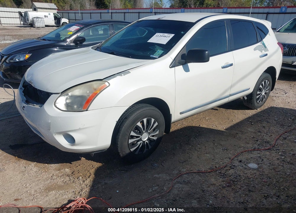 2013 NISSAN ROGUE S/SV VIN: JN8AS5MT2DW547066