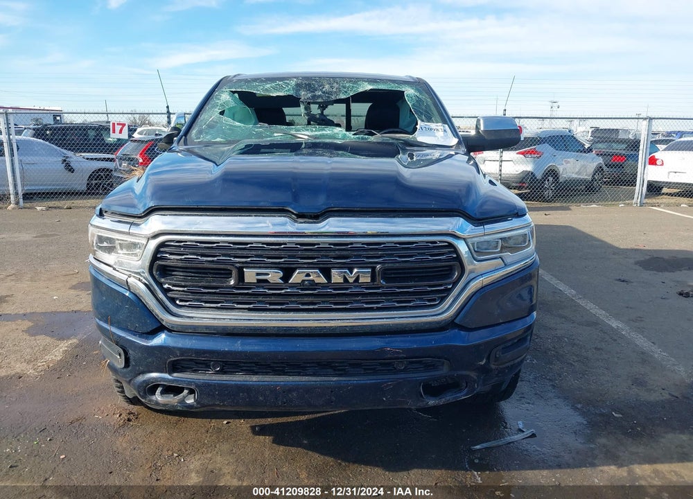 2022 RAM 1500 LIMITED VIN: 1C6SRFHT2NN272356