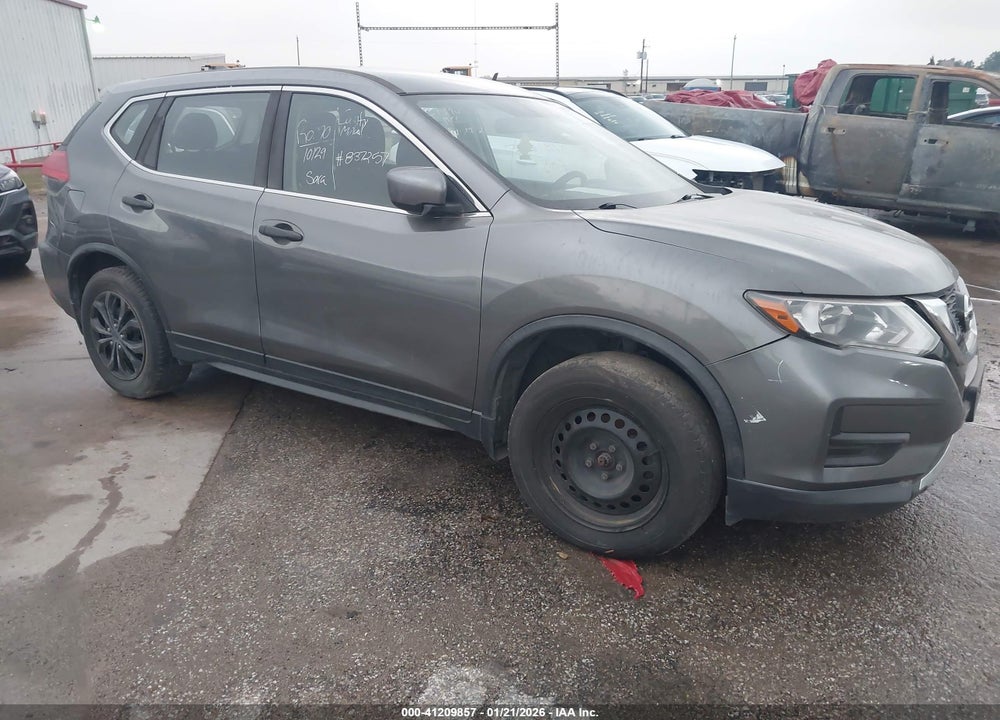 2017 NISSAN ROGUE S VIN: JN8AT2MVXHW261260
