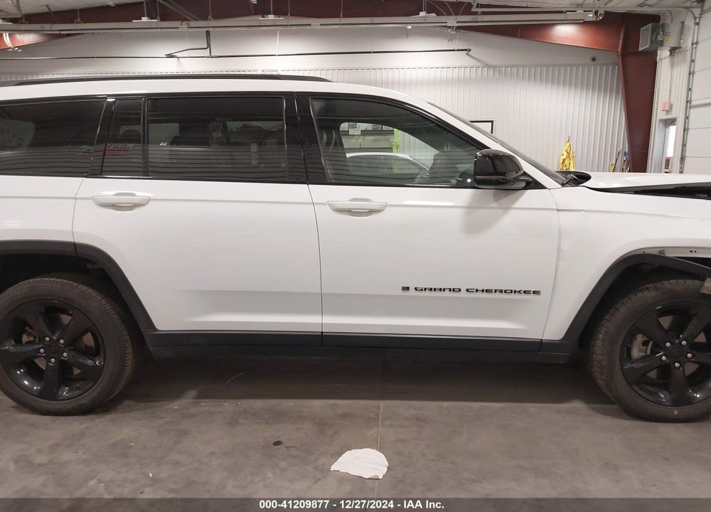 2023 JEEP GRAND CHEROKEE L LAREDO/L ALTITUDE VIN: 1C4RJKAG3P8884796