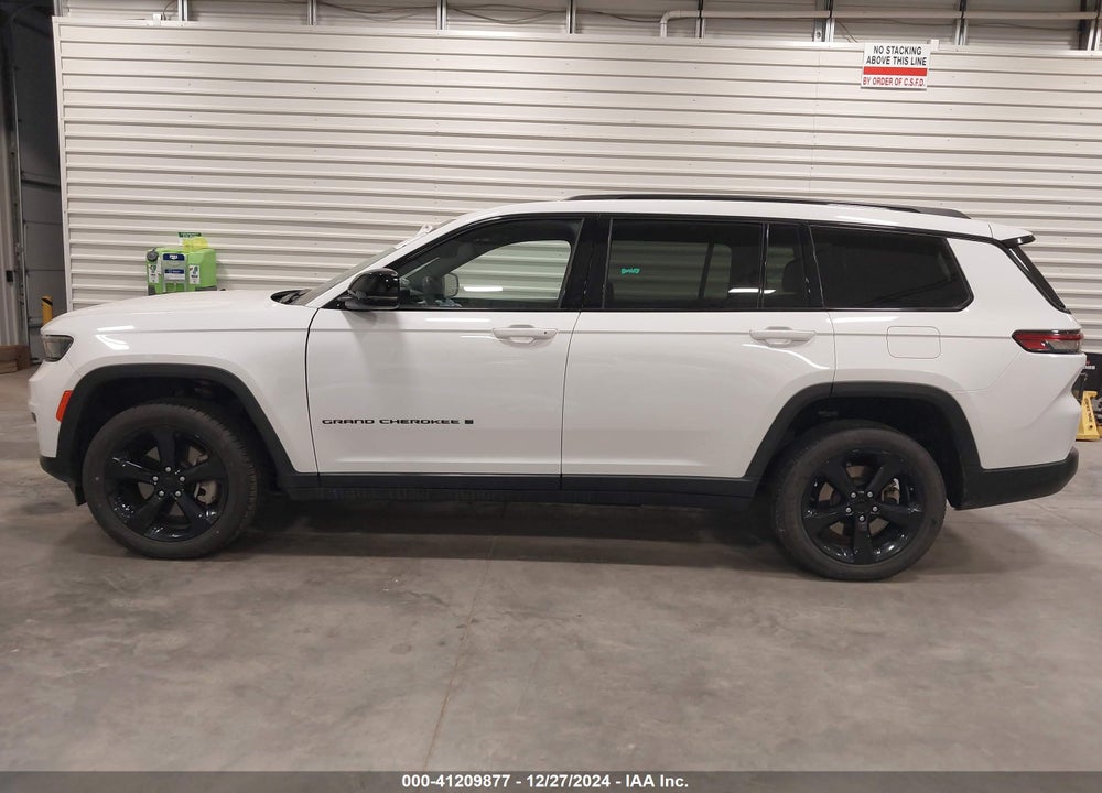 2023 JEEP GRAND CHEROKEE L LAREDO/L ALTITUDE VIN: 1C4RJKAG3P8884796