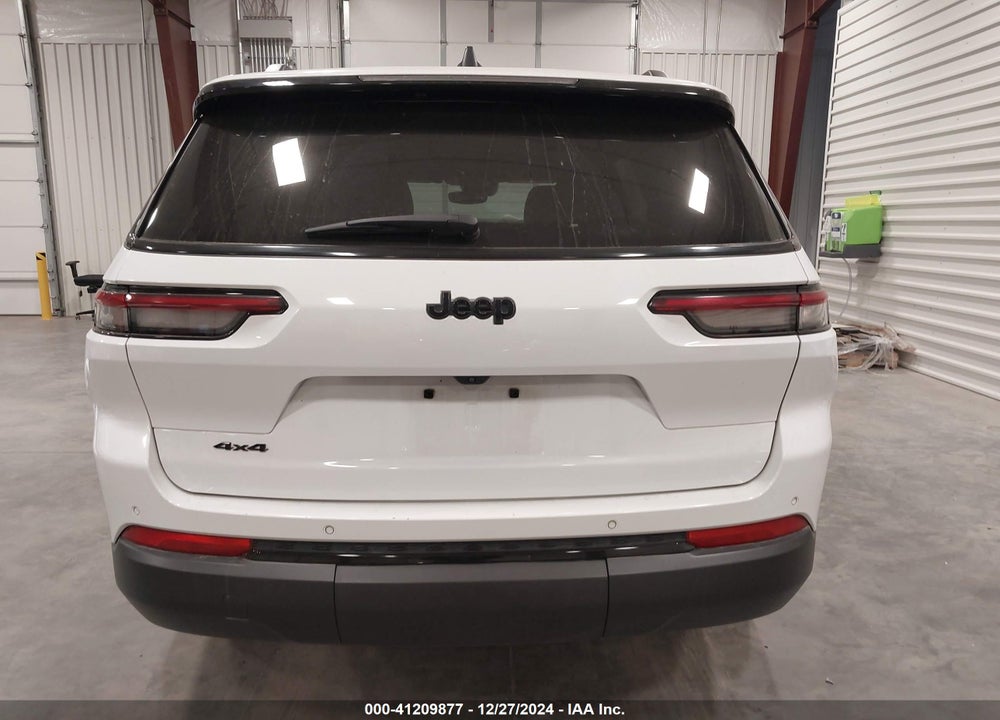2023 JEEP GRAND CHEROKEE L LAREDO/L ALTITUDE VIN: 1C4RJKAG3P8884796