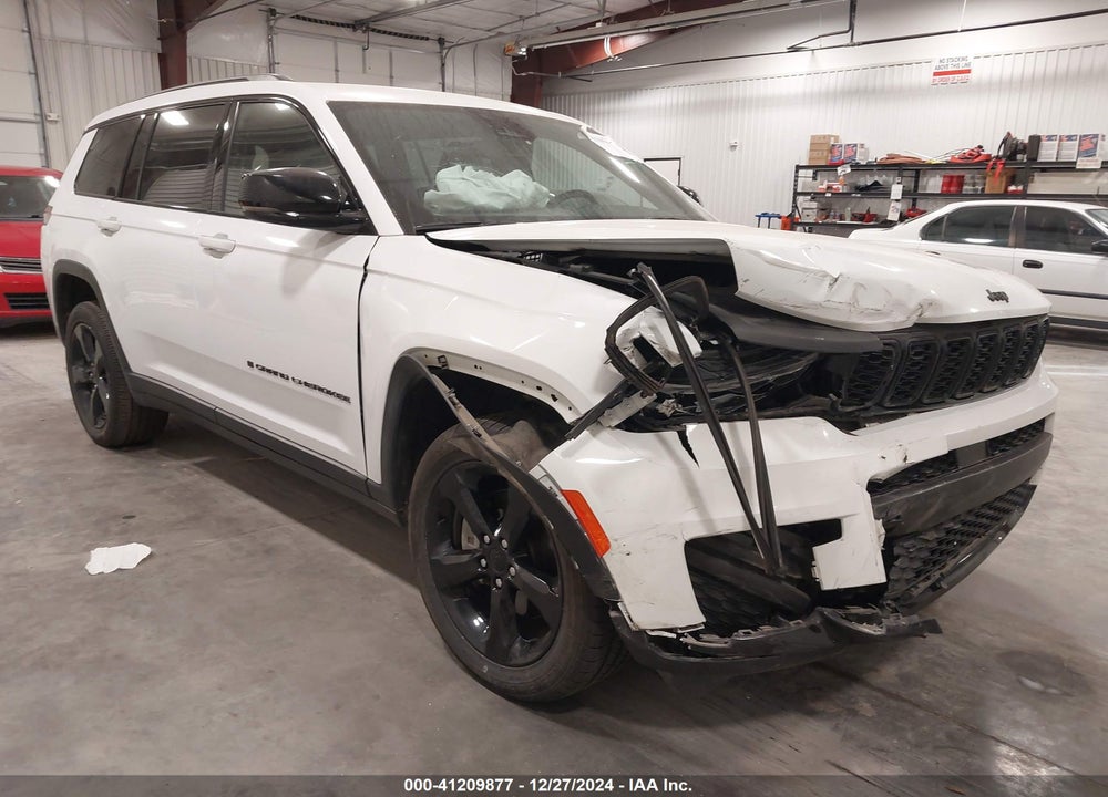 2023 JEEP GRAND CHEROKEE L LAREDO/L ALTITUDE VIN: 1C4RJKAG3P8884796