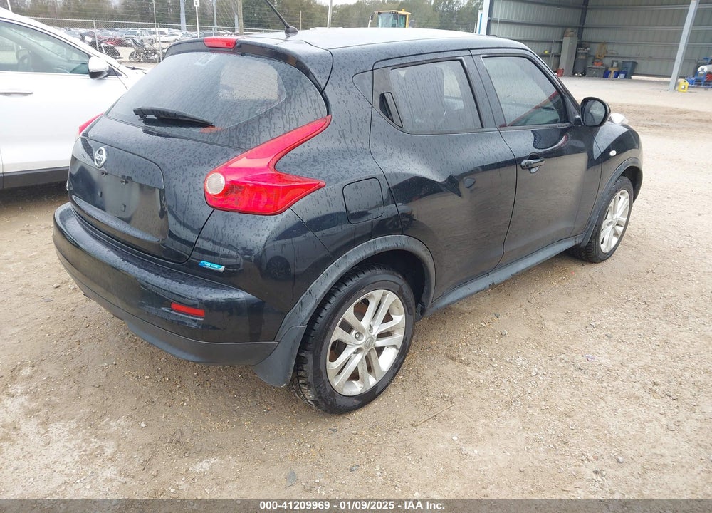 2014 NISSAN JUKE S VIN: JN8AF5MR1ET453658