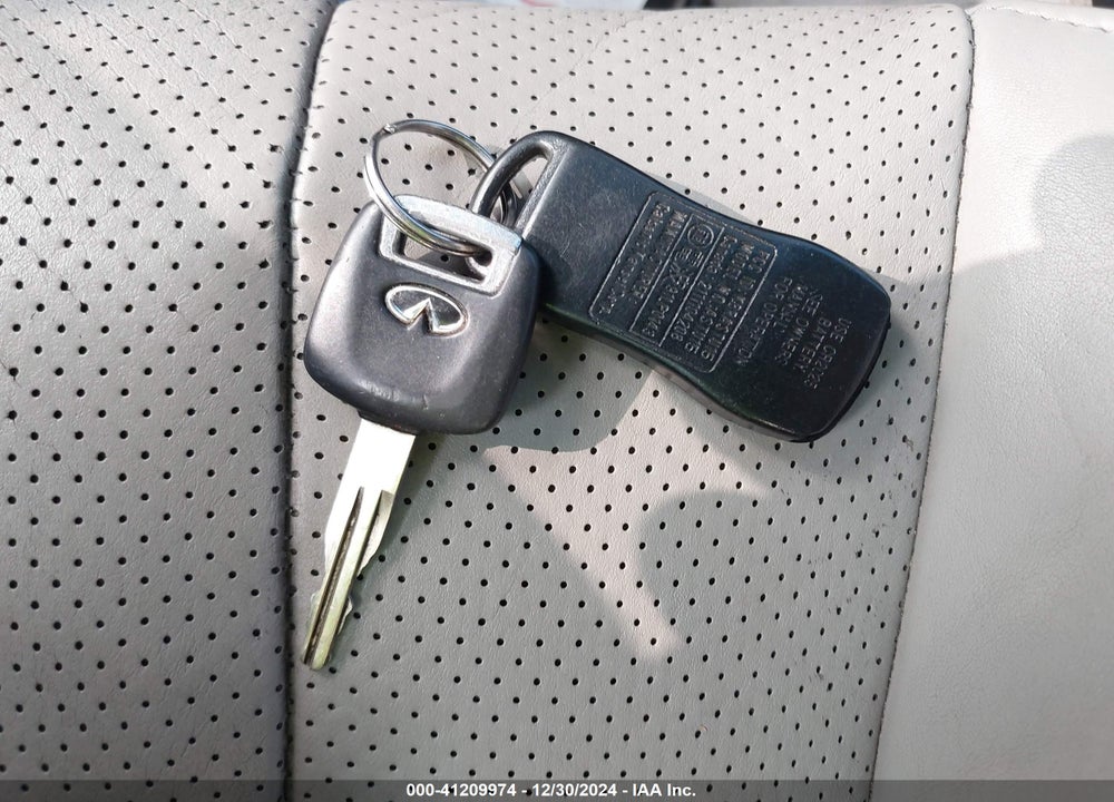 2006 INFINITI G35 VIN: JNKCV54E36M713279
