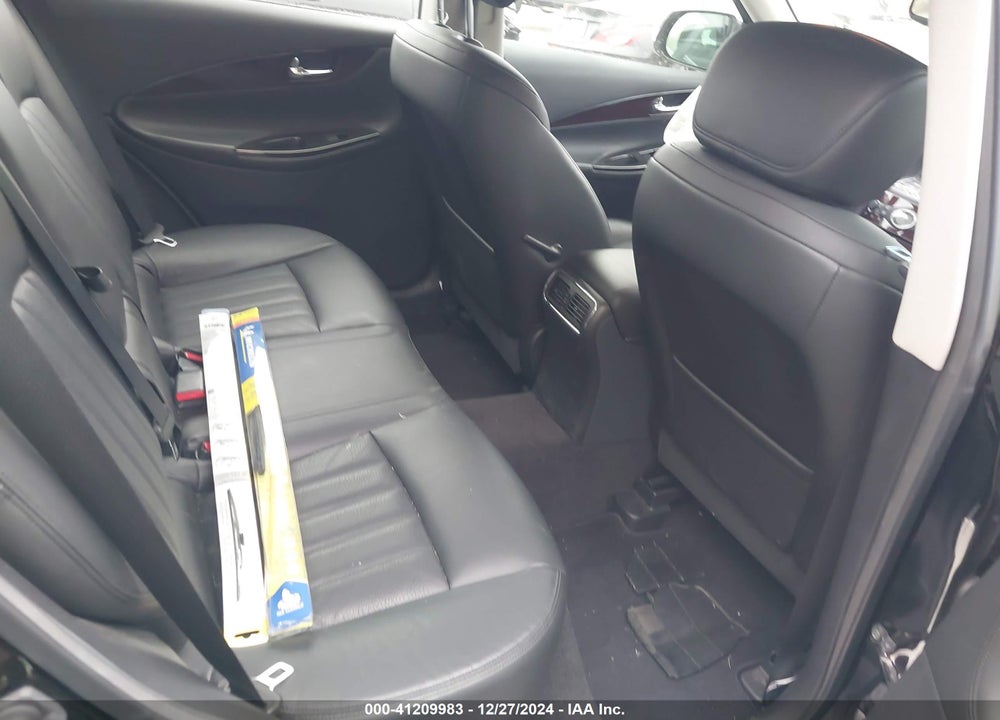 2017 INFINITI QX50 VIN: JN1BJ0RR7HM415203