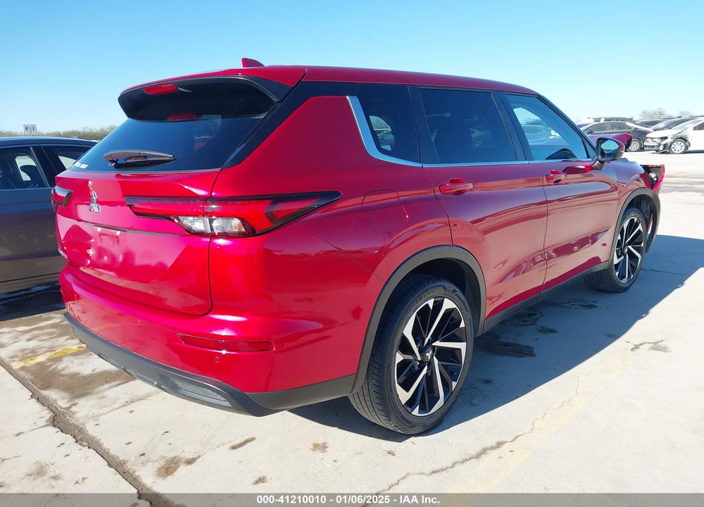 2022 MITSUBISHI OUTLANDER ES VIN: JA4J3TA81NZ040053