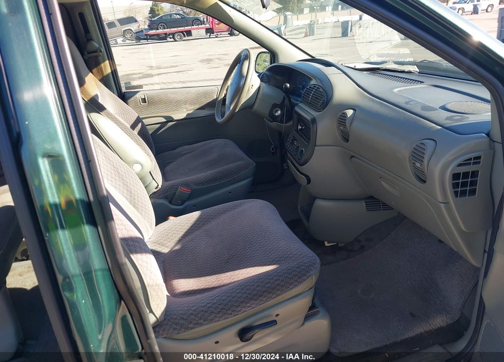 1998 PLYMOUTH GRAND VOYAGER SE/EXPRESSO VIN: 2P4GP44G8WR662802