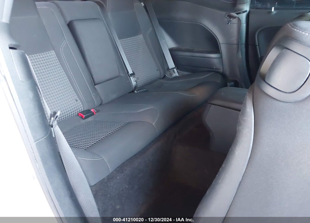 2016 DODGE CHALLENGER SXT VIN: 2C3CDZAG2GH200101