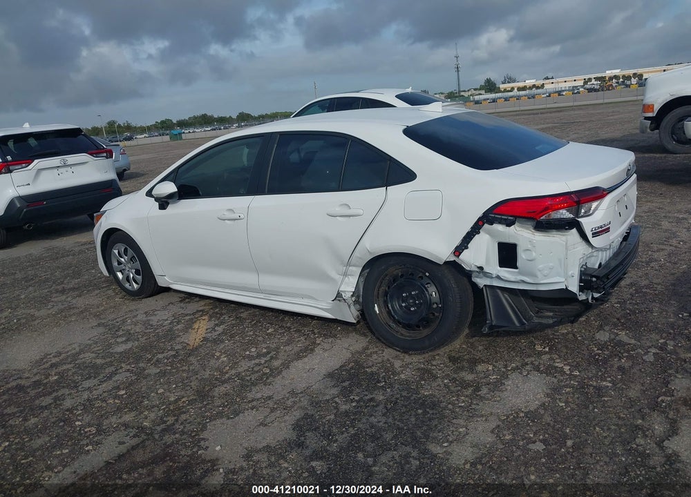 2022 TOYOTA COROLLA VIN: 5YFEPMAE3NP370522