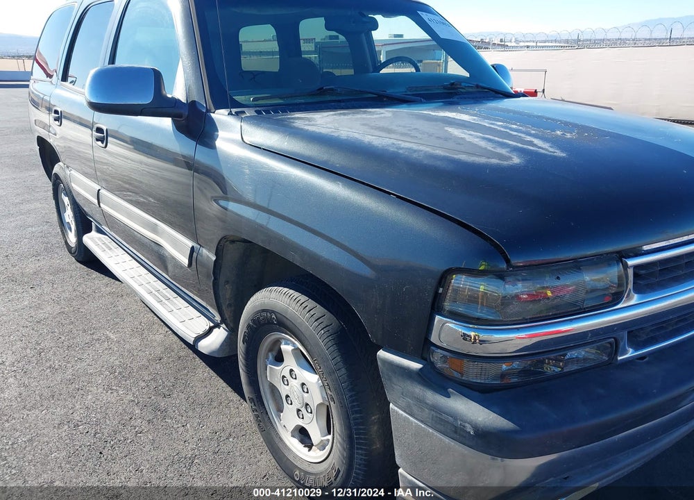 2005 CHEVROLET TAHOE LS VIN: 1GNEC13T55R119357
