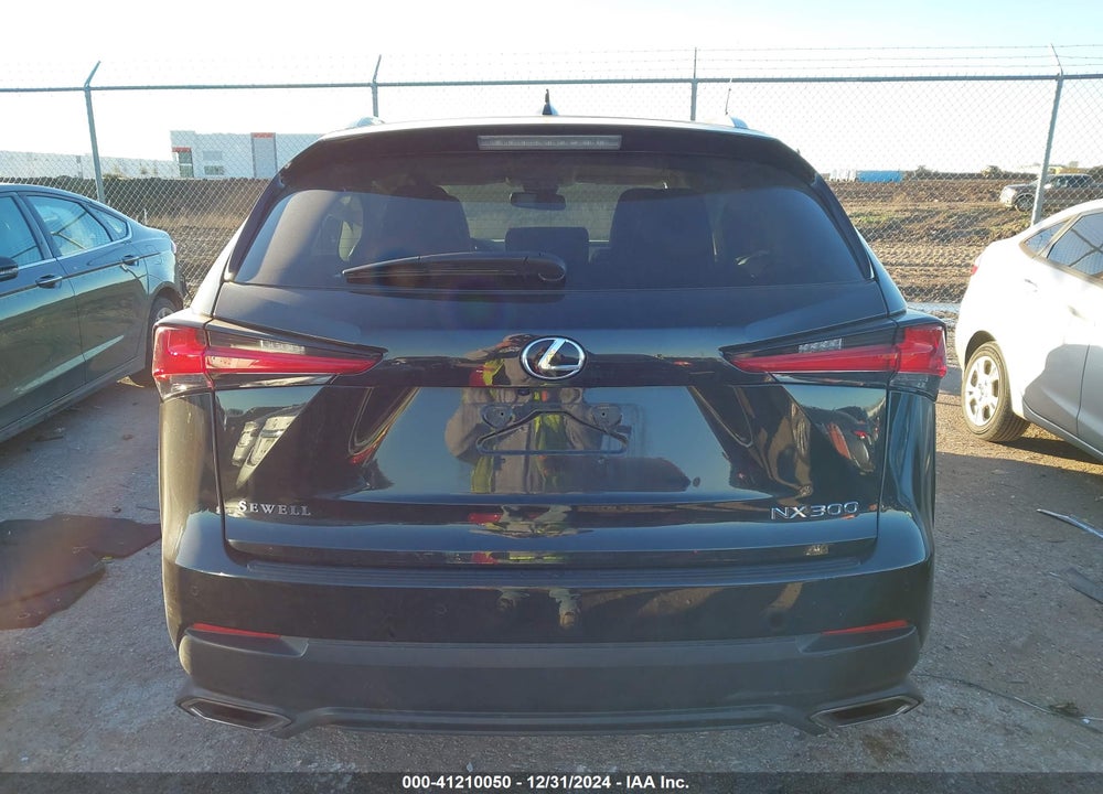 2021 LEXUS NX 300 VIN: JTJDARBZ5M2179562