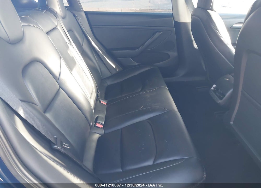 2022 TESLA MODEL 3 VIN: 5YJ3E1EB6NF142571