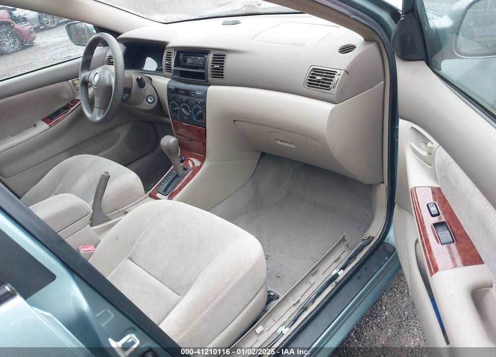 2005 TOYOTA COROLLA LE VIN: 1NXBR32E45Z375443