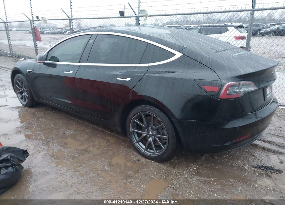 2019 TESLA MODEL 3 VIN: 5YJ3E1EAXKF409844