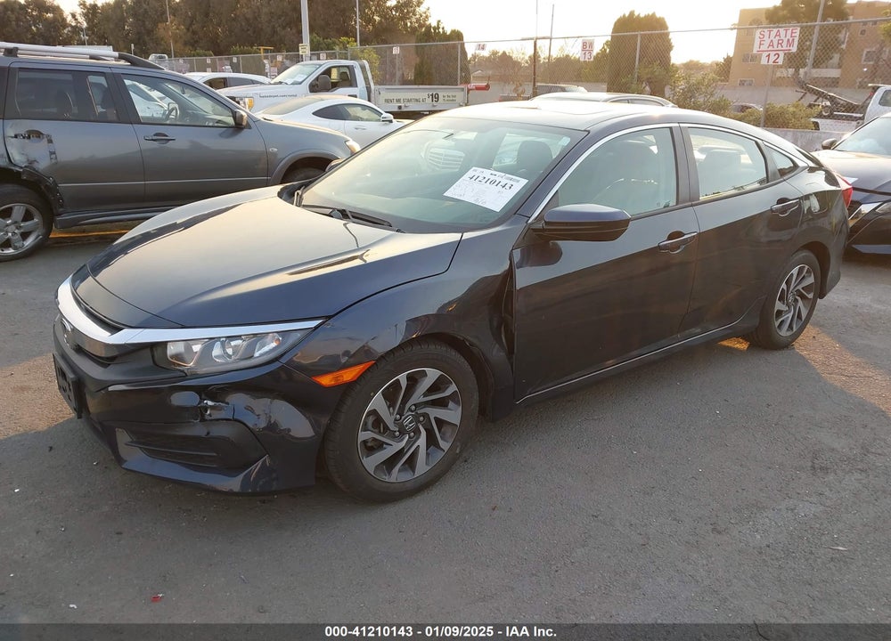 2018 HONDA CIVIC VIN: 2HGFC2F72JH579878