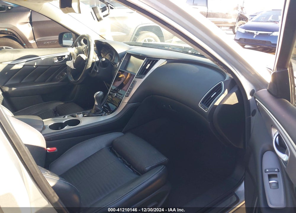 2014 INFINITI Q50 HYBRID SPORT VIN: JN1AV7AP8EM692165