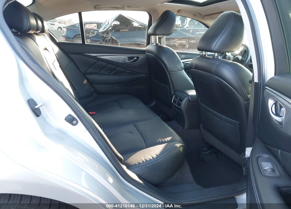 2014 INFINITI Q50 HYBRID SPORT VIN: JN1AV7AP8EM692165