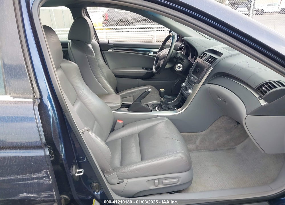 2005 ACURA TL VIN: 19UUA65585A037614