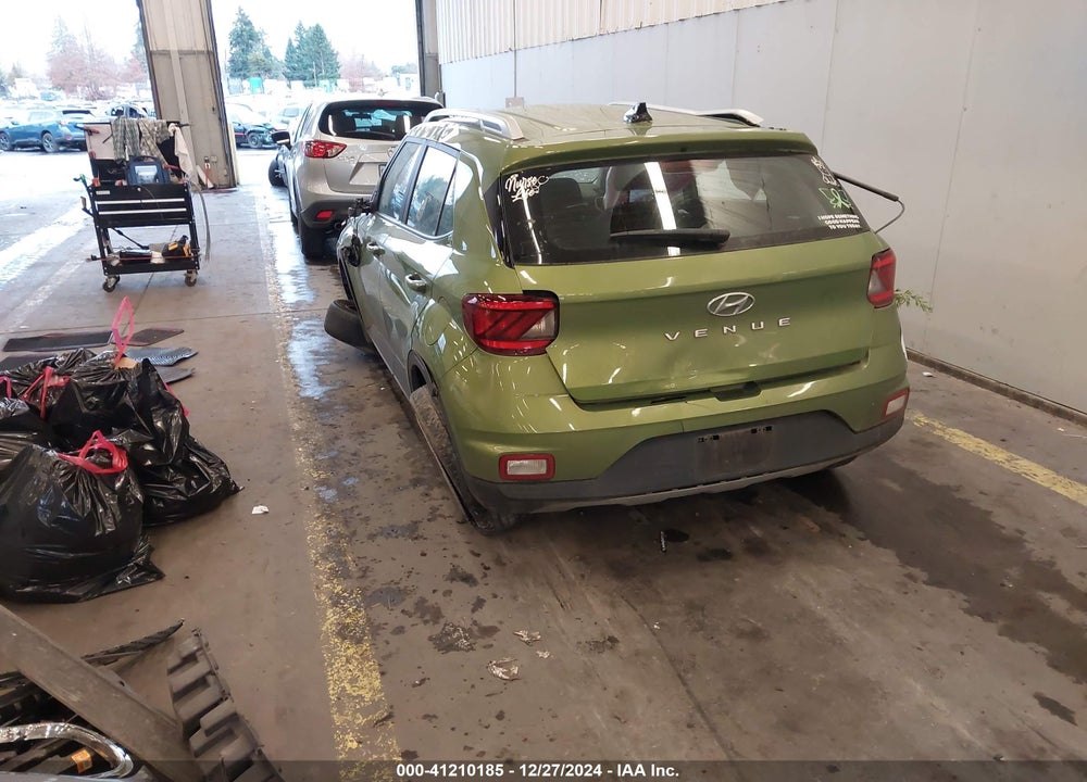 2022 HYUNDAI VENUE SEL VIN: KMHRC8A37NU162032