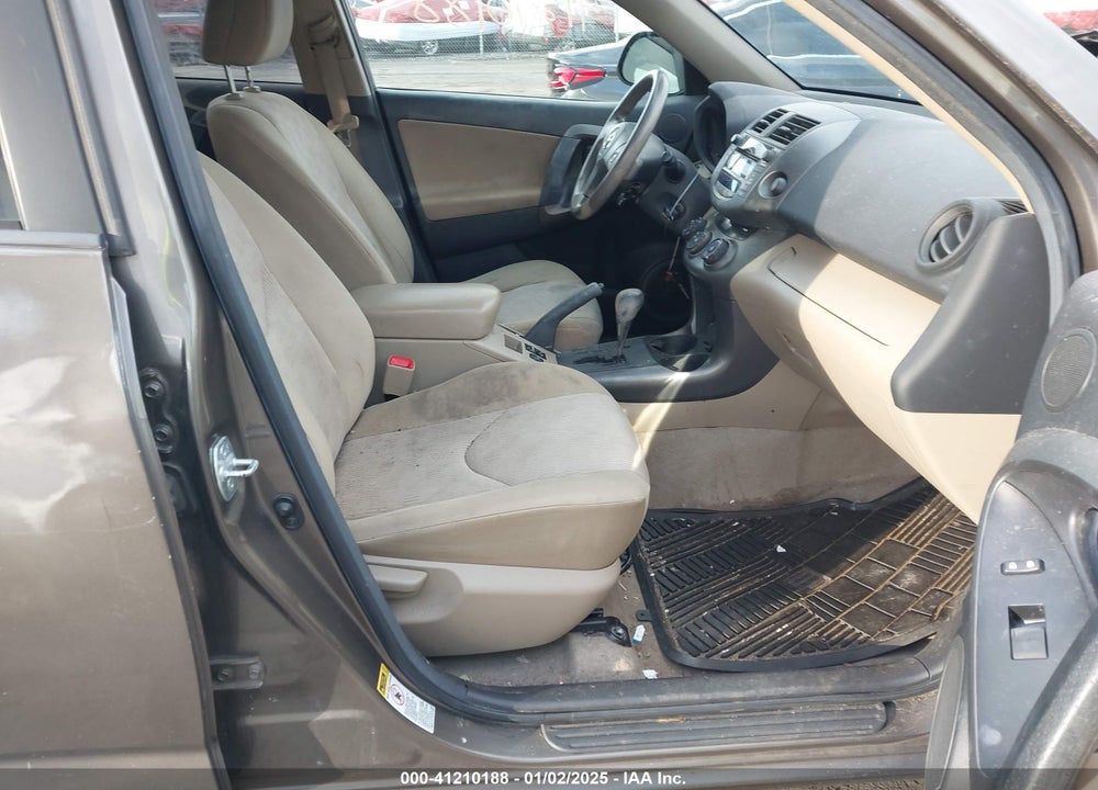 2011 TOYOTA RAV4 VIN: 2T3BF4DV3BW147769