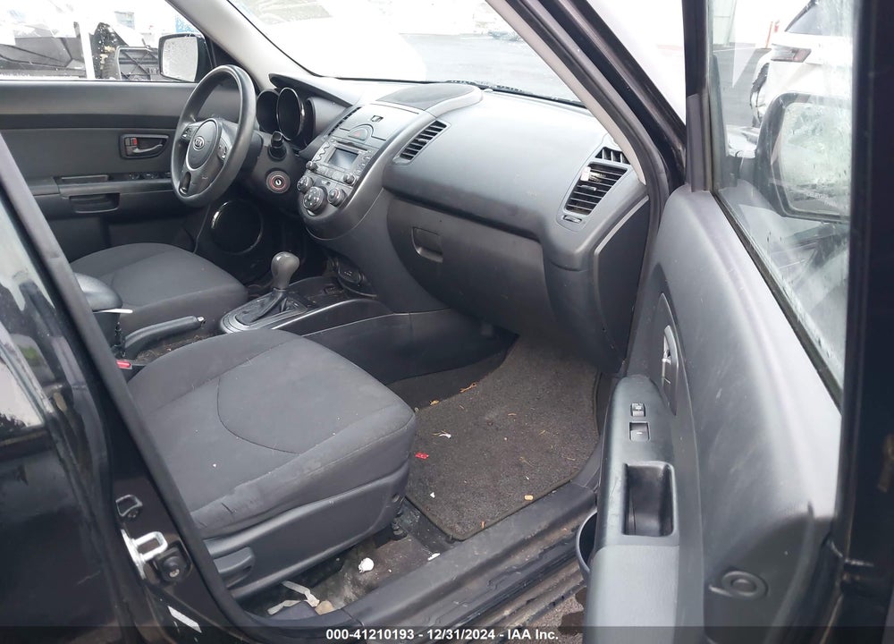 2011 KIA SOUL VIN: KNDJT2A28B7318563