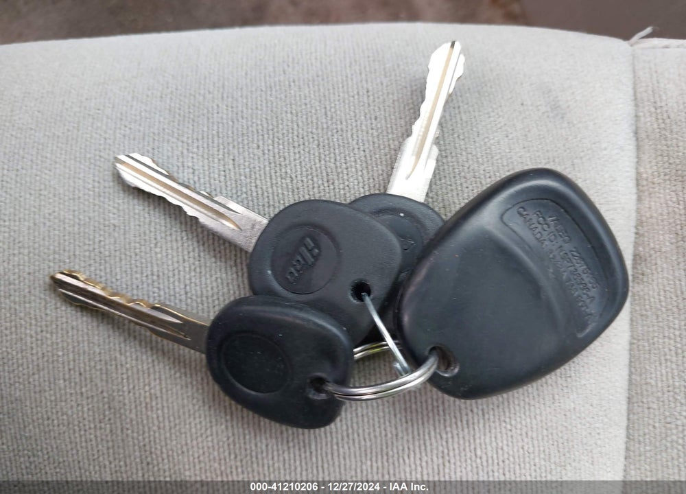 2006 SATURN ION VIN: 1G8AL58F66Z142580