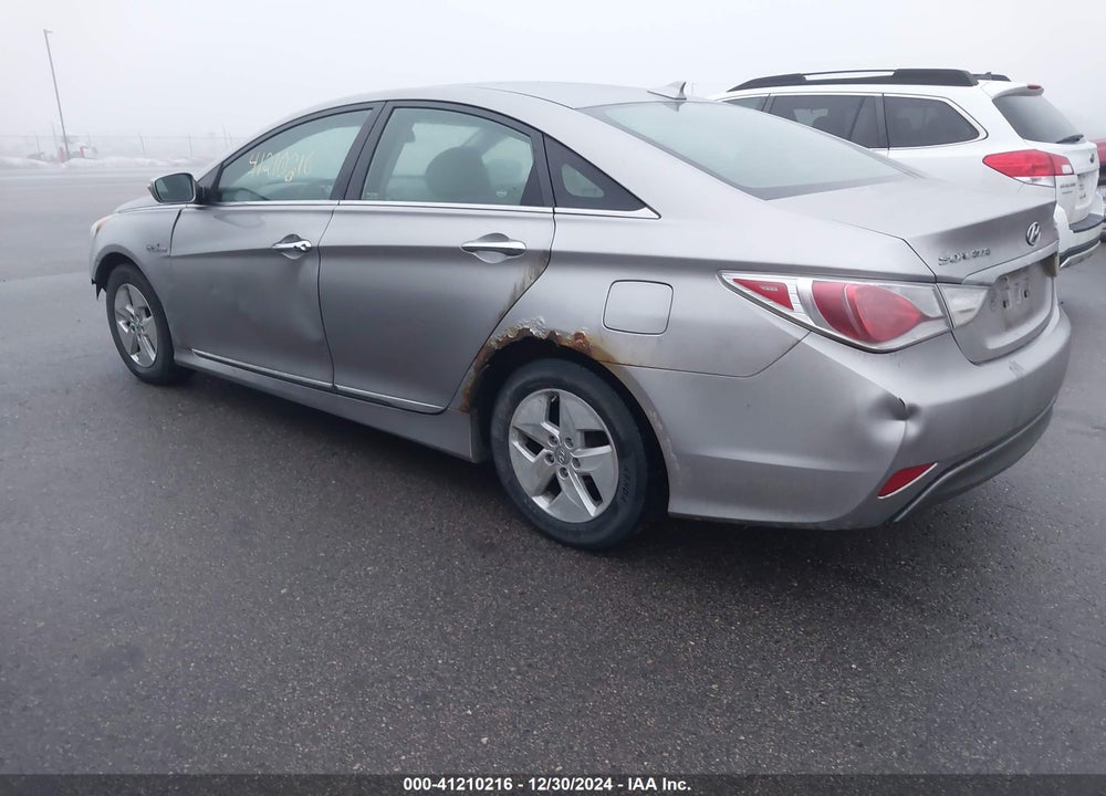 2012 HYUNDAI SONATA VIN: KMHEC4A44CA020302