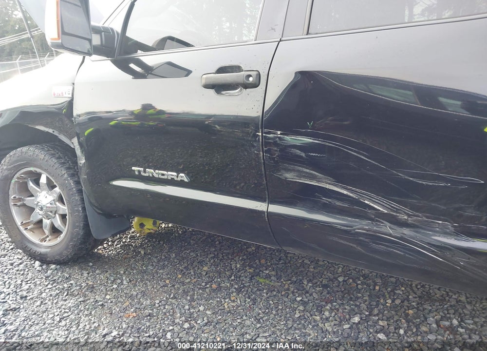 2008 TOYOTA TUNDRA SR5 5.7L V8 VIN: 5TBDV54188S522864