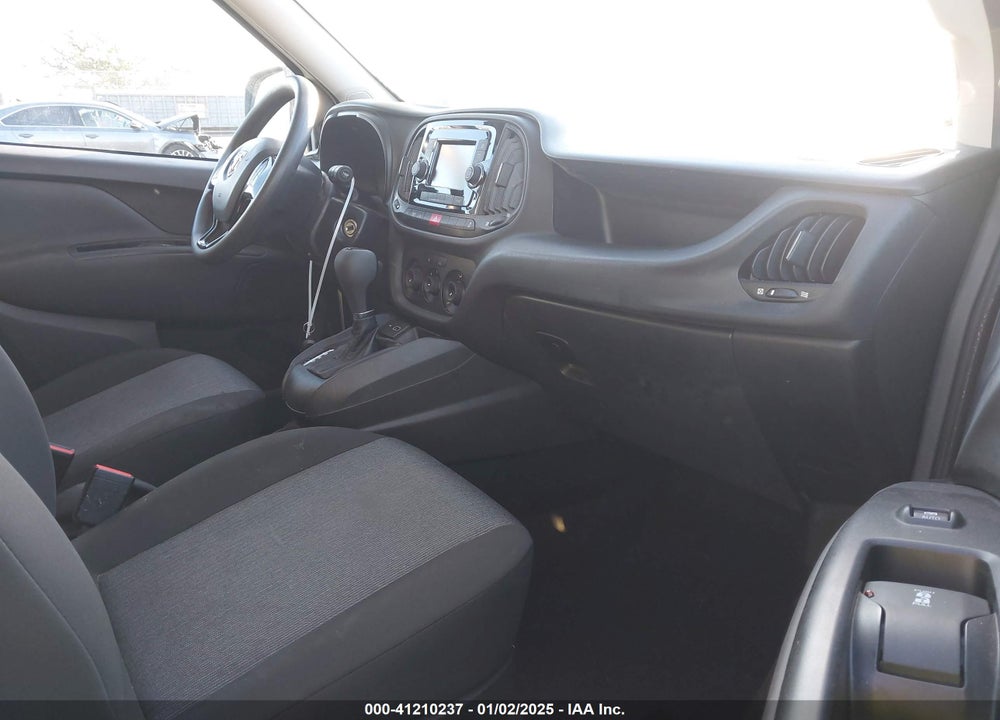 2022 RAM PROMASTER CITY CARGO VAN VIN: ZFBHRFAB3N6W22014