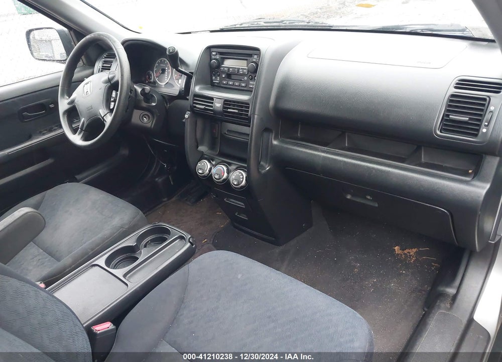 2005 HONDA CR-V LX VIN: JHLRD78515C042108