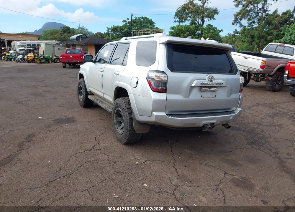 2016 TOYOTA 4RUNNER SR5 VIN: JTEBU5JR6G5395625