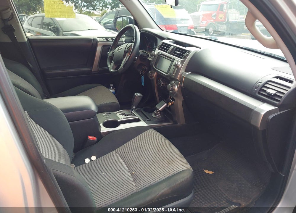 2016 TOYOTA 4RUNNER SR5 VIN: JTEBU5JR6G5395625