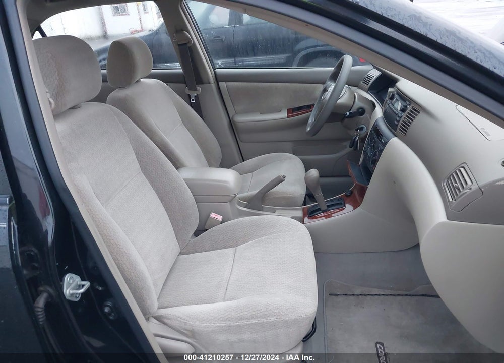 2003 TOYOTA COROLLA LE VIN: 1NXBR32E83Z012883