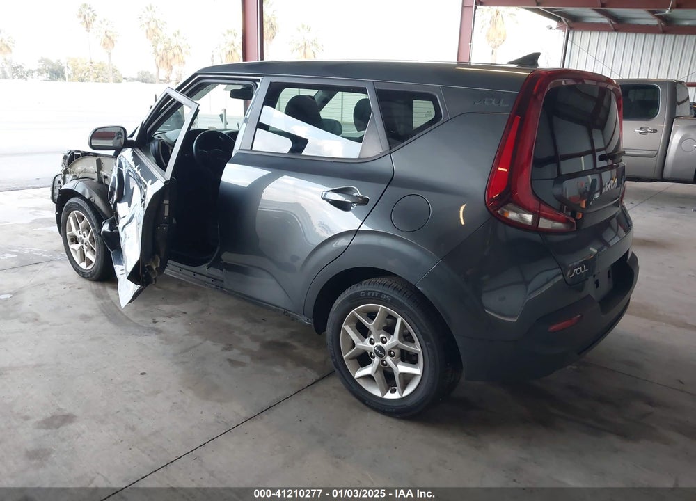 2022 KIA SOUL VIN: KNDJ23AU2N7806499