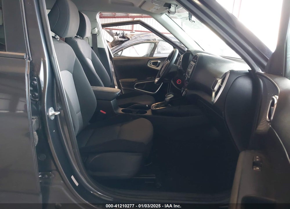 2022 KIA SOUL VIN: KNDJ23AU2N7806499