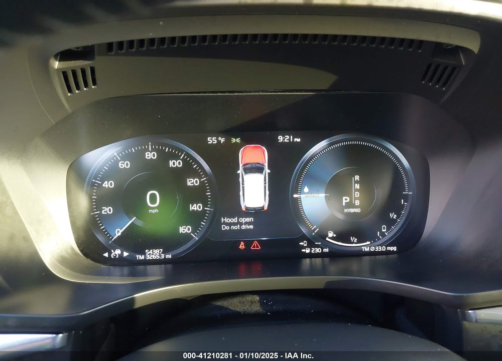 2018 VOLVO XC60 HYBRID VIN: YV4BR0DK9J1093751
