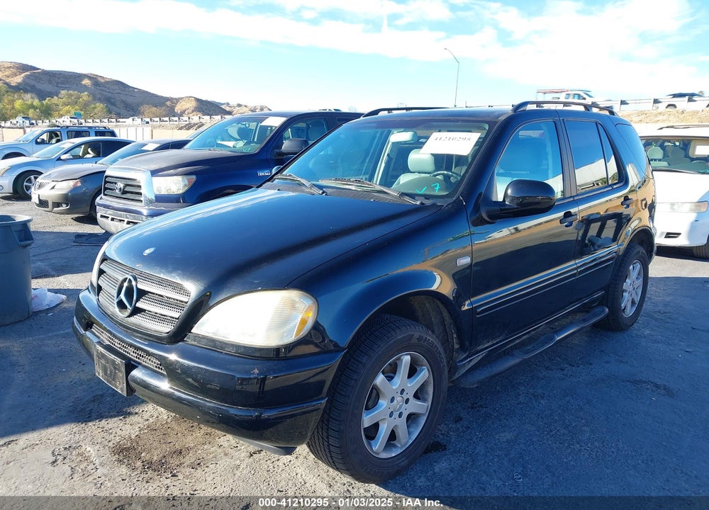 2000 MERCEDES-BENZ ML 430 VIN: 4JGAB72E1YA173768