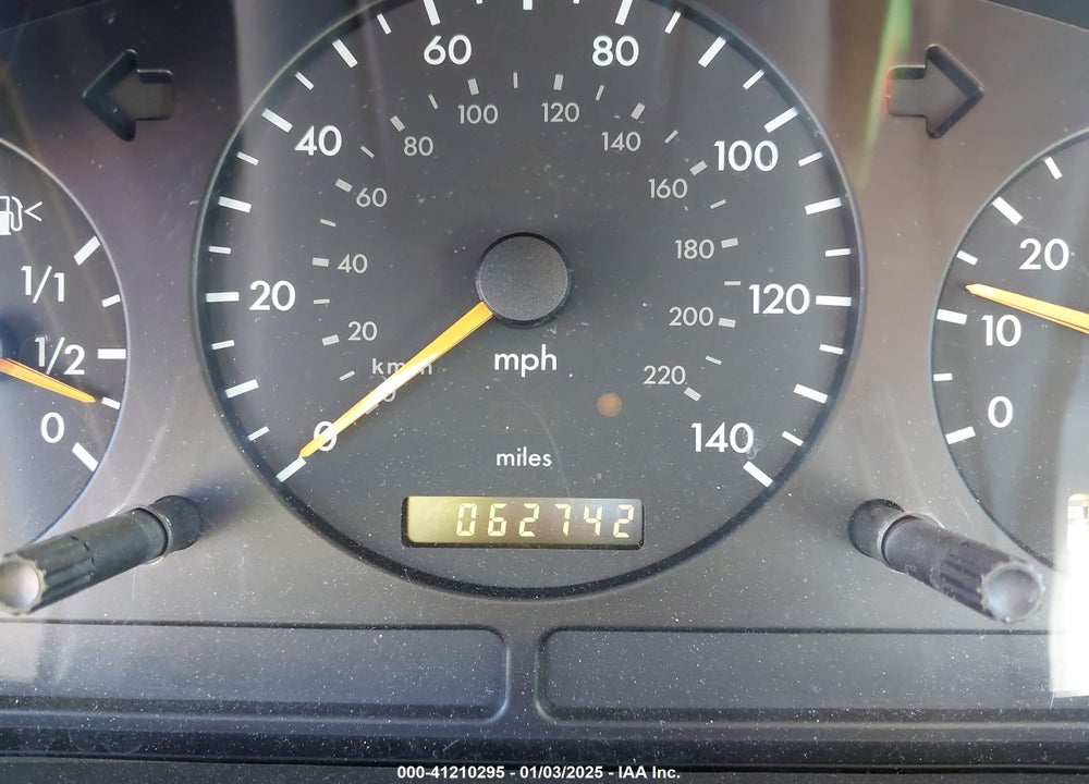 2000 MERCEDES-BENZ ML 430 VIN: 4JGAB72E1YA173768