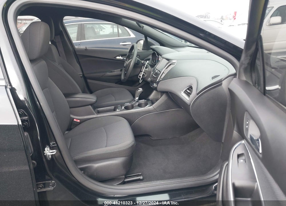 2017 CHEVROLET CRUZE LT AUTO VIN: 1G1BE5SM4H7271856