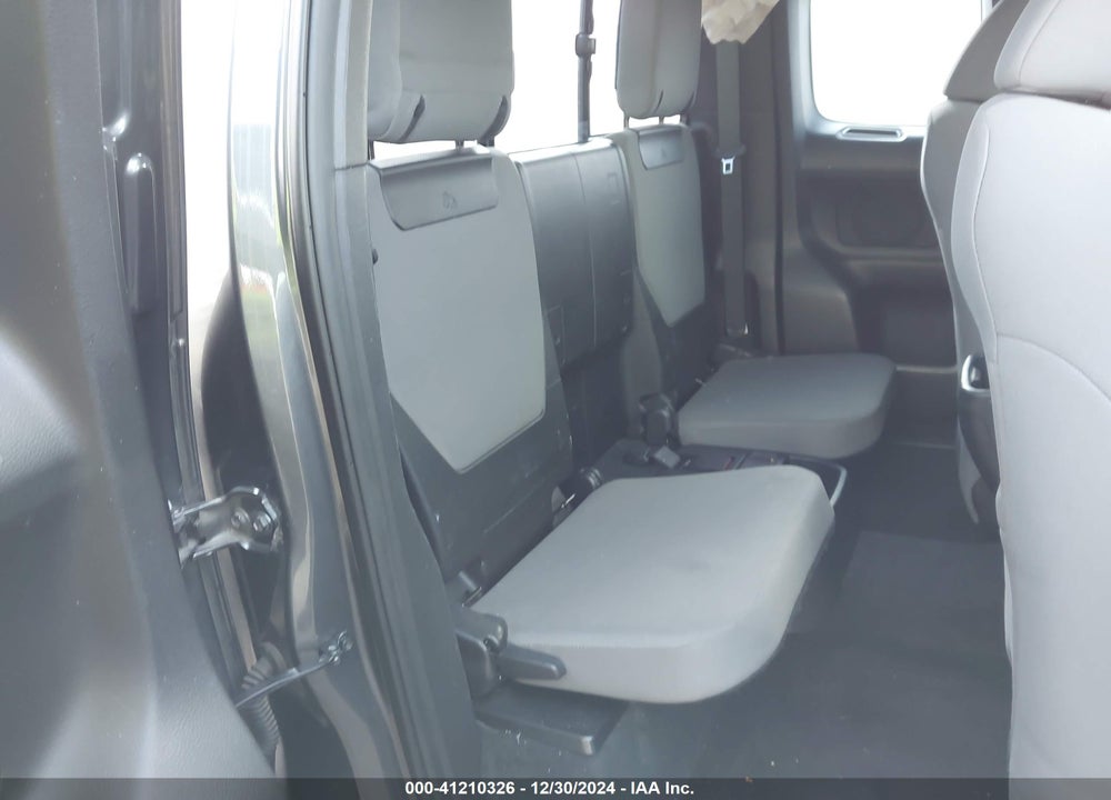 2016 TOYOTA TACOMA SR VIN: 5TFRX5GN3GX071597