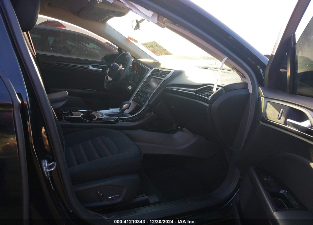 2016 FORD FUSION VIN: 3FA6P0H97GR240218