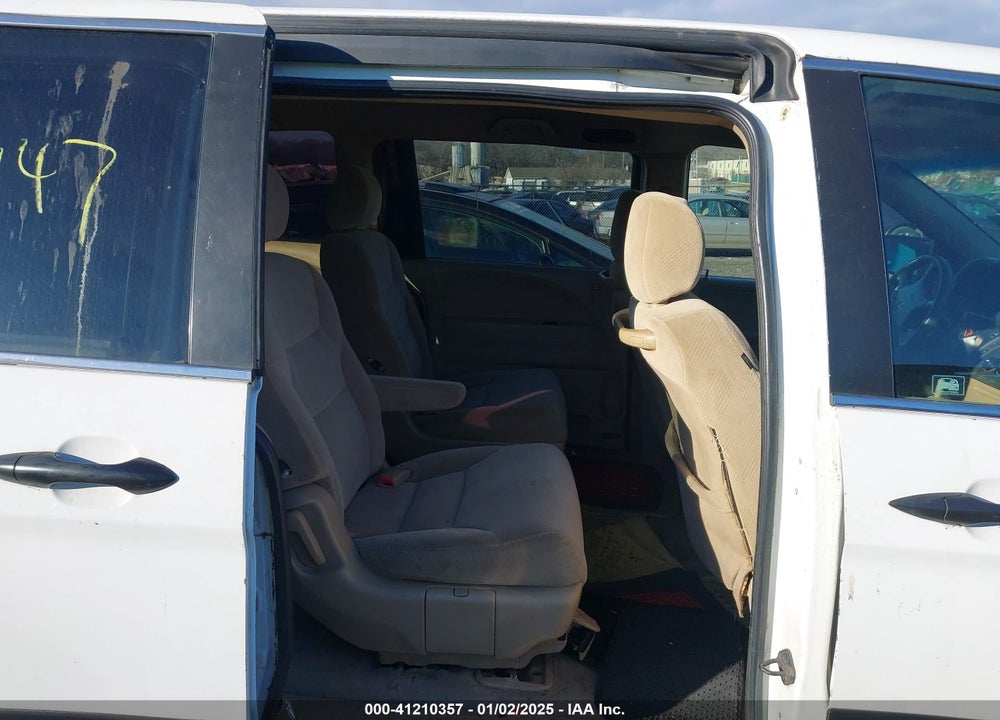 2007 HONDA ODYSSEY LX VIN: 5FNRL38277B061427