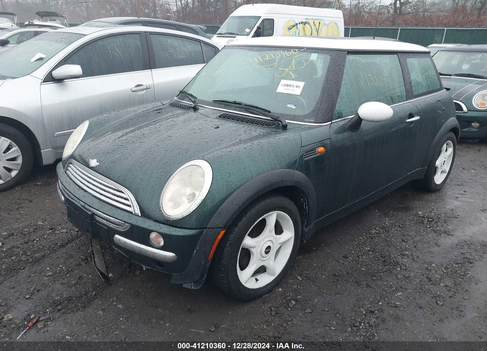 2002 MINI COOPER VIN: WMWRC33402TC34025