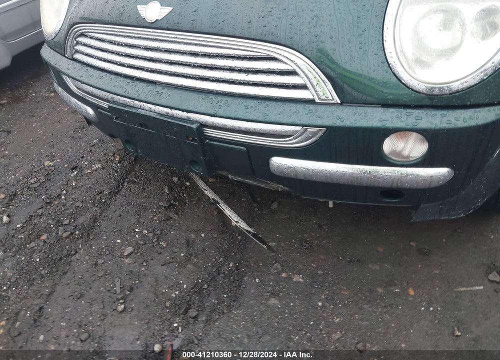 2002 MINI COOPER VIN: WMWRC33402TC34025
