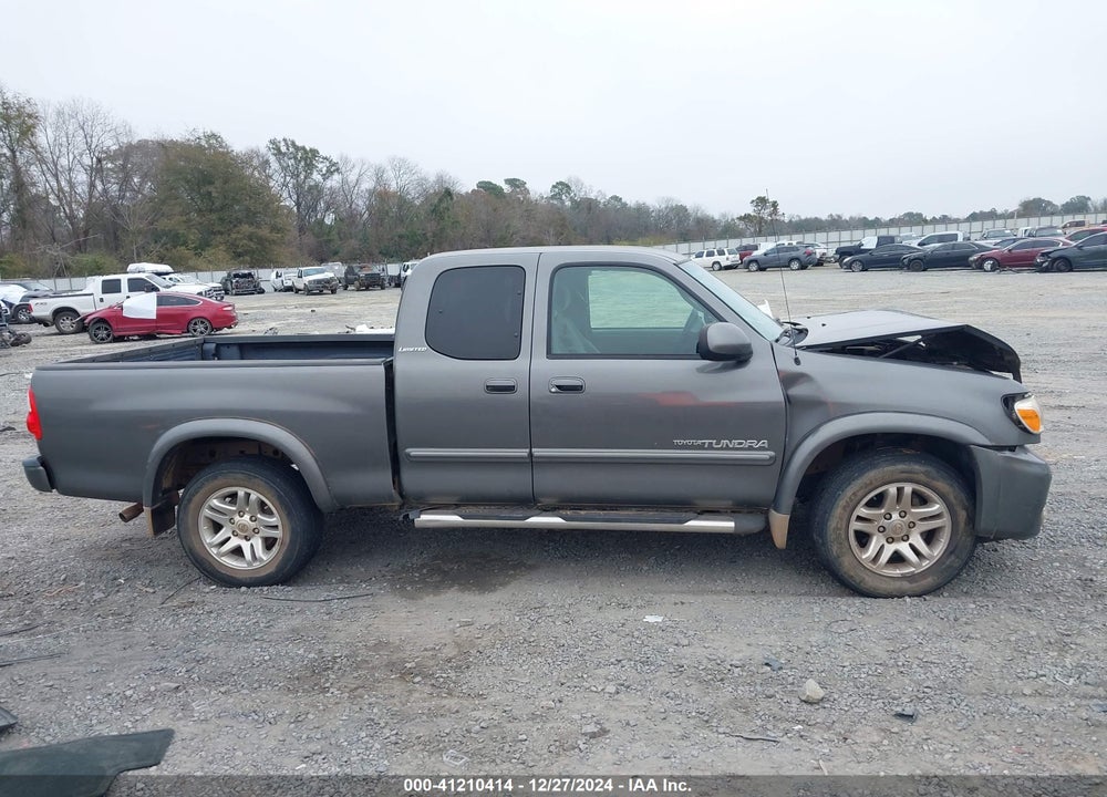 2005 TOYOTA TUNDRA LTD V8 VIN: 5TBRT38135S457430