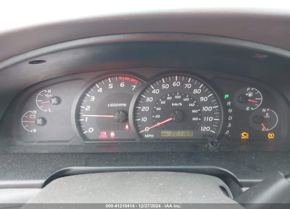 2005 TOYOTA TUNDRA LTD V8 VIN: 5TBRT38135S457430